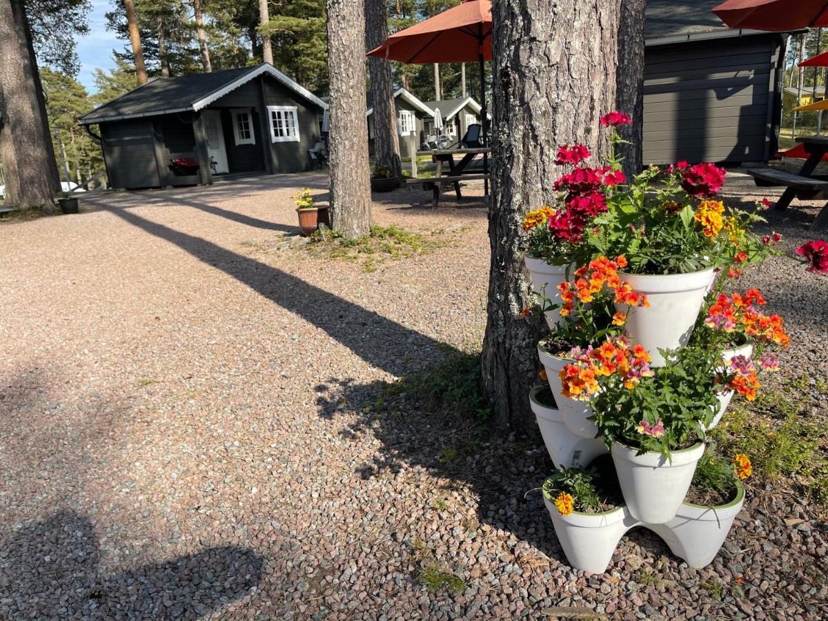 Hostel Hudiksvall Malnbaden Camping Екстер'єр фото