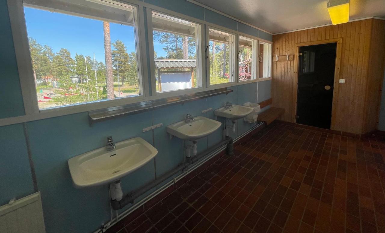 Hostel Hudiksvall Malnbaden Camping Екстер'єр фото