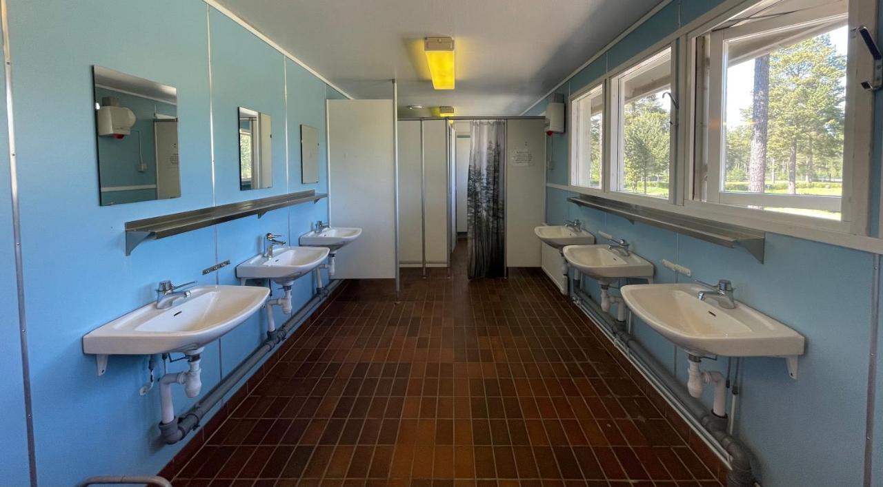 Hostel Hudiksvall Malnbaden Camping Екстер'єр фото