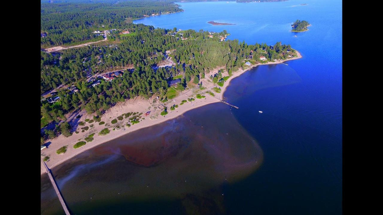 Hostel Hudiksvall Malnbaden Camping Екстер'єр фото